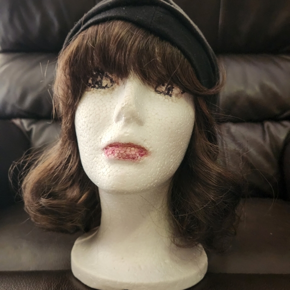 Dark Brown Halo Wig w/hat - Picture 9 of 13